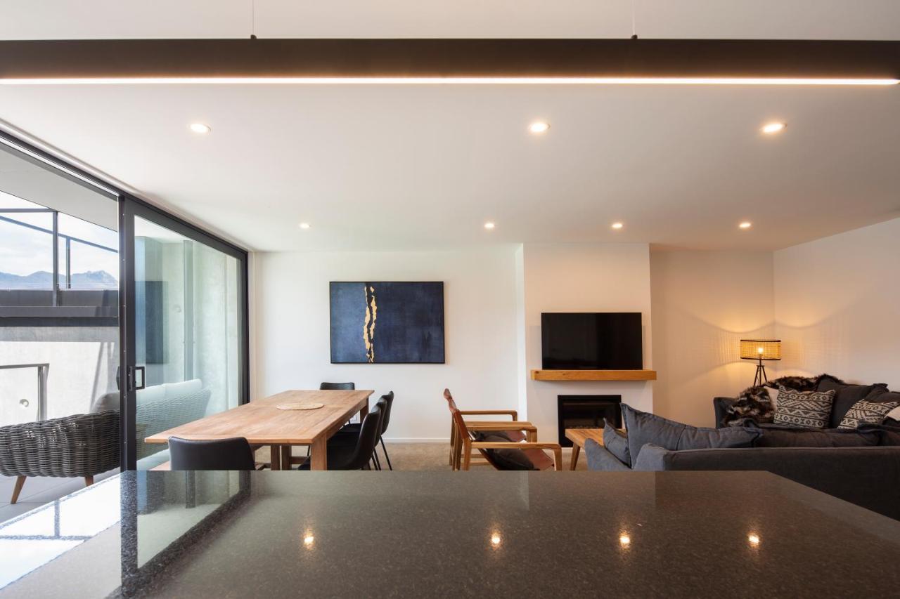 4 Bedroom Home With Elevated Views Of Lake Wakatipu & The Remarkables Queenstown Exteriör bild